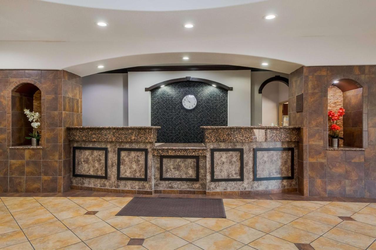 Surestay Plus Hotel By Best Western Near Seaworld Сан-Антоніо Екстер'єр фото